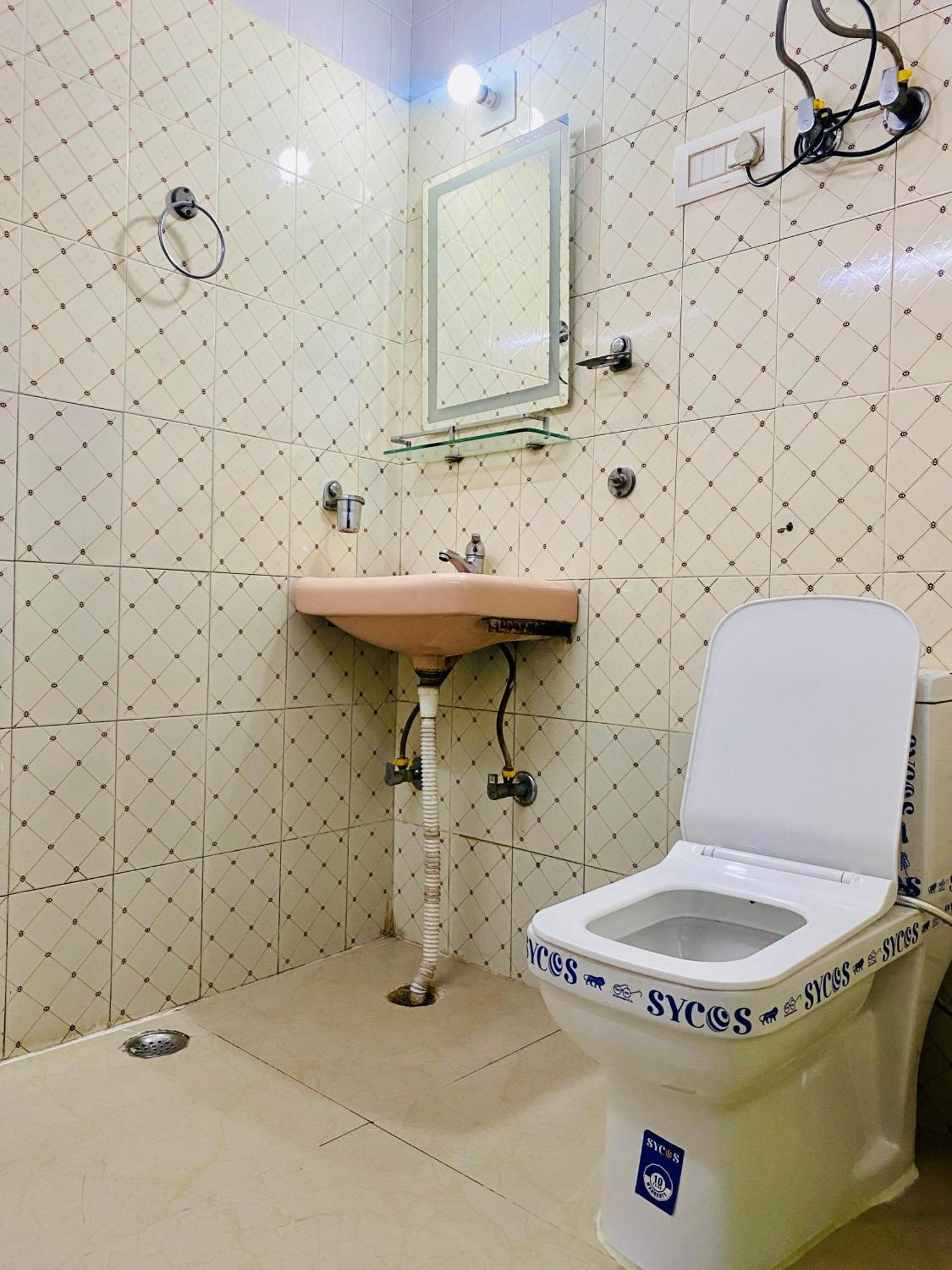 2bhk Flat *
