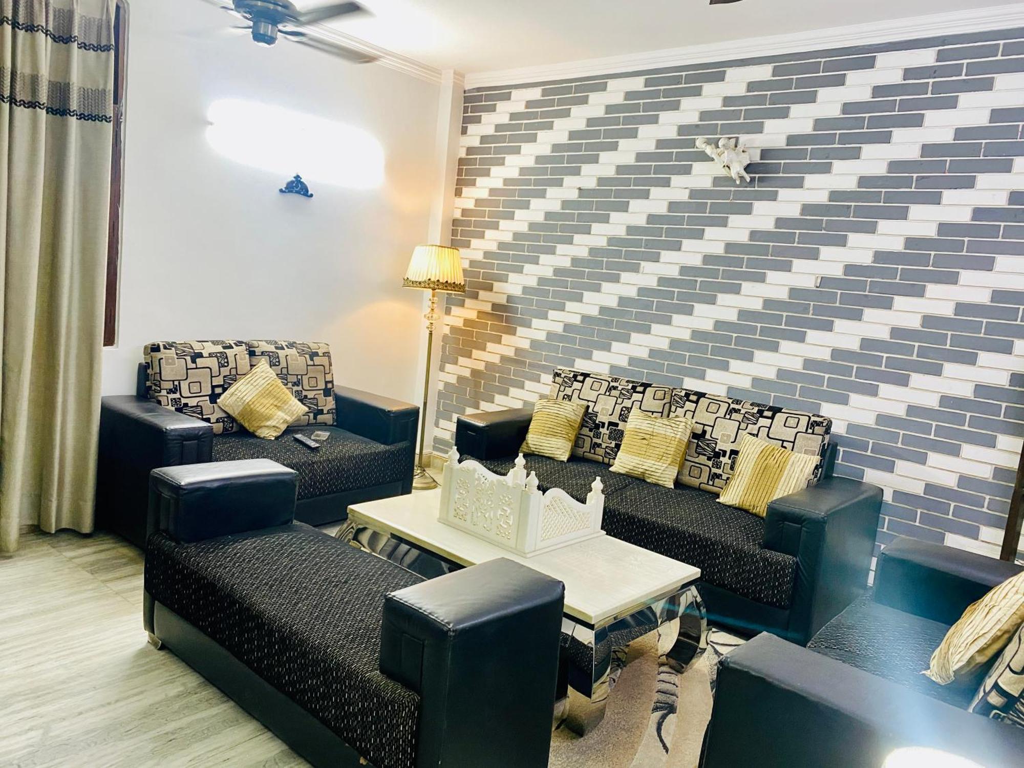 2bhk Flat *